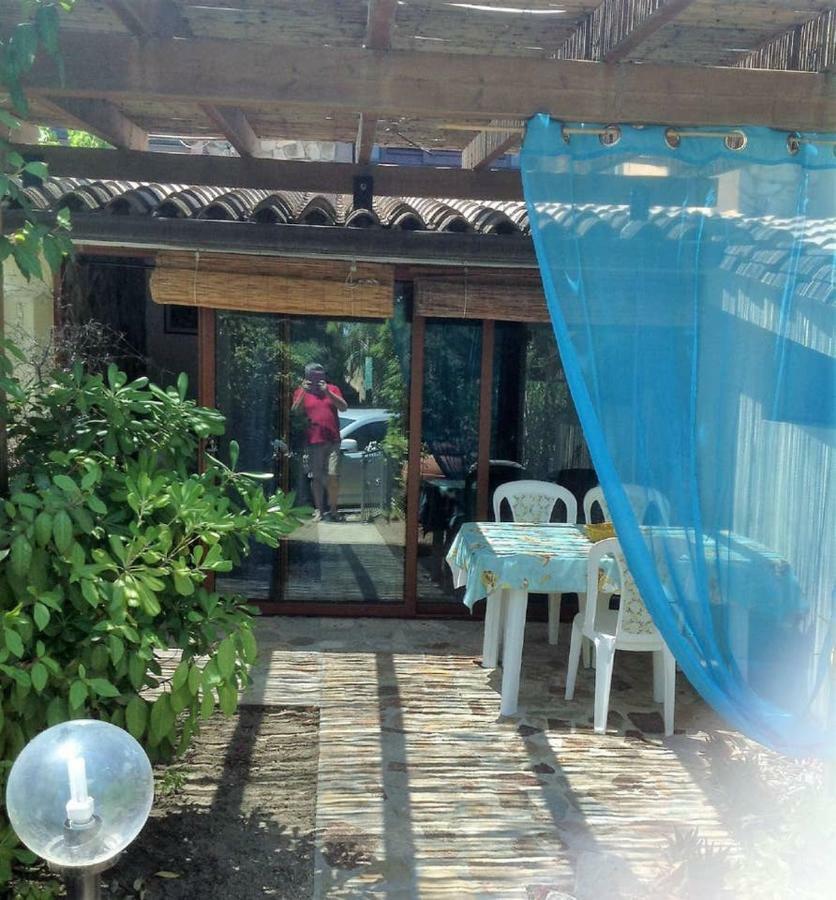 Casa Vacanze Is Traias 87 Villa Villasimius Eksteriør billede